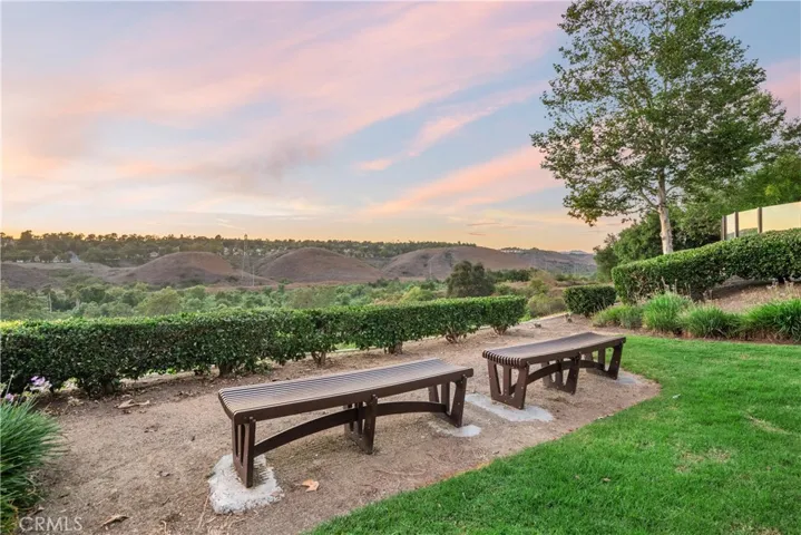 25 Thalia Street, Ladera Ranch, California 92694