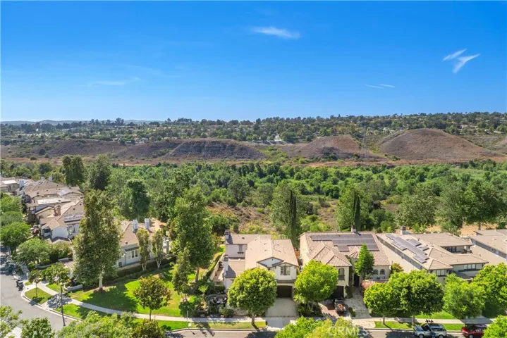 25 Thalia Street, Ladera Ranch, California 92694