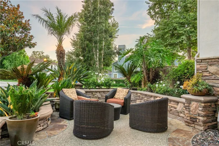 25 Thalia Street, Ladera Ranch, California 92694