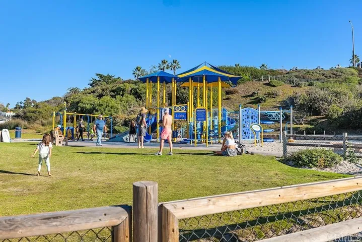 Moonlight Beach playground