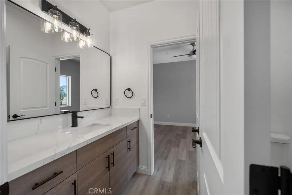 18756 Centennial Street, Hesperia, California 92345 home-pic-32