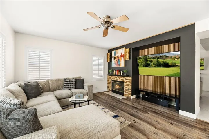 11209 Pinecone Street, Corona, California 92883