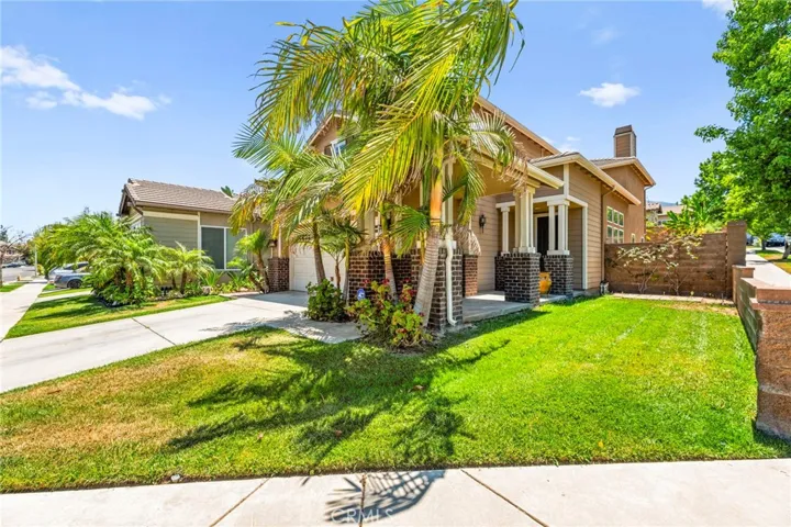 11209 Pinecone Street, Corona, California 92883