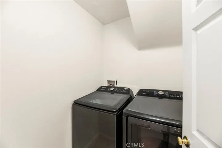 11209 Pinecone Street, Corona, California 92883