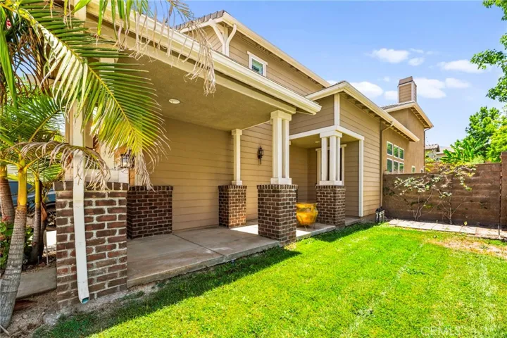 11209 Pinecone Street, Corona, California 92883