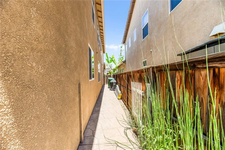 11209 Pinecone Street, Corona, California 92883