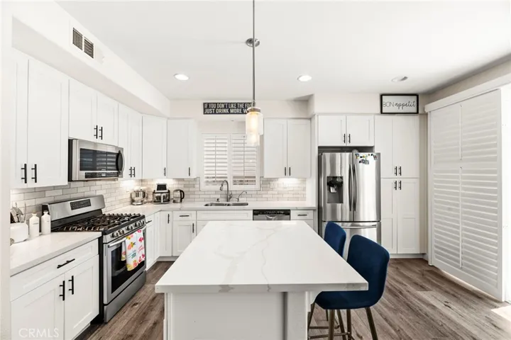 11209 Pinecone Street, Corona, California 92883