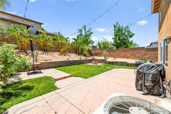 11209 Pinecone Street, Corona, California 92883