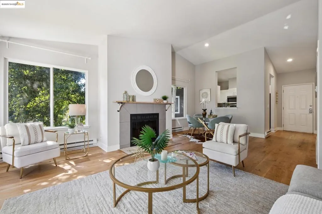 96 Bayside Ct, Richmond, California 94804 home-pic-3