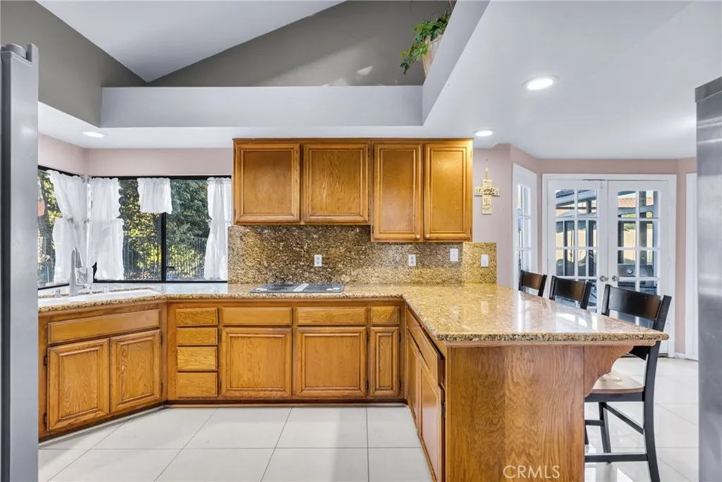 1549 Hillcrest Drive, Pomona, California 91768 home-pic-43