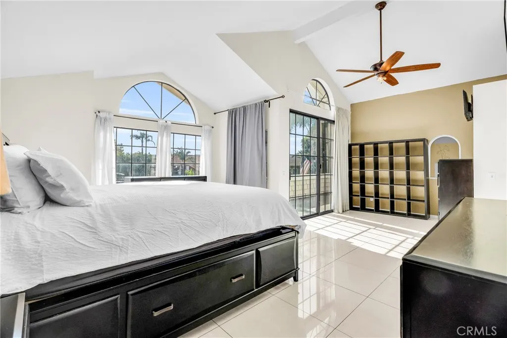 1549 Hillcrest Drive, Pomona, California 91768 home-pic-52