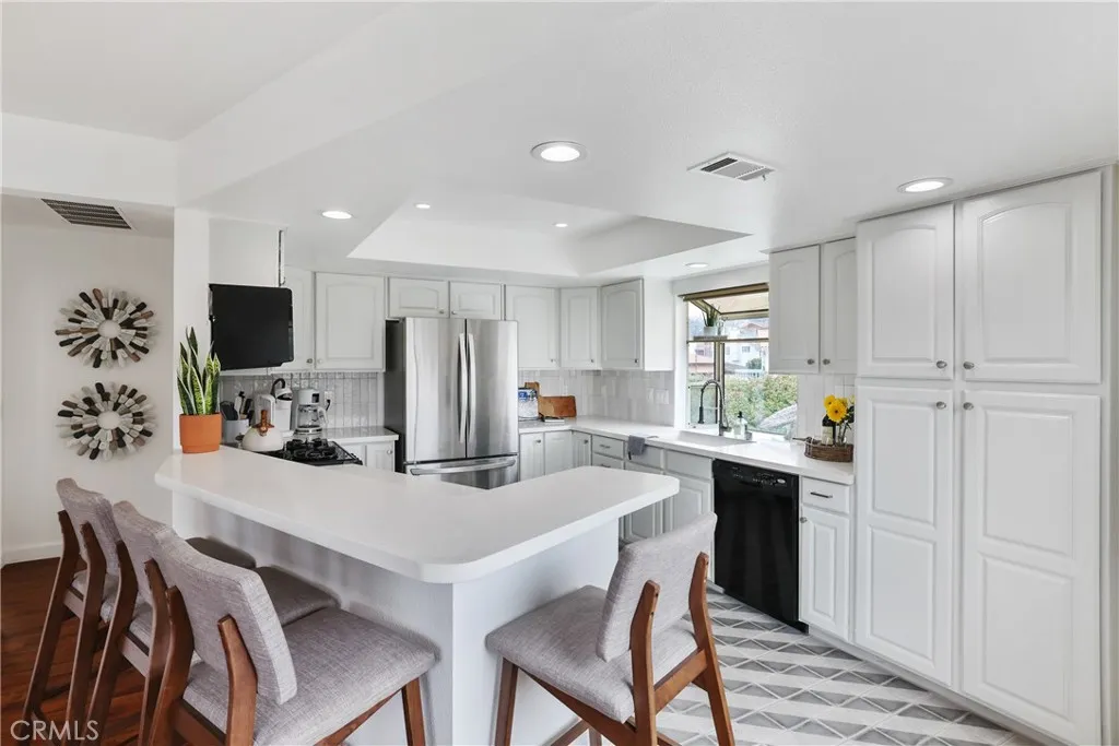 295 Plymouth Street, Cambria, California 93428 home-pic-15