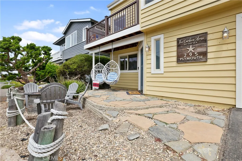 295 Plymouth Street, Cambria, California 93428 home-pic-3
