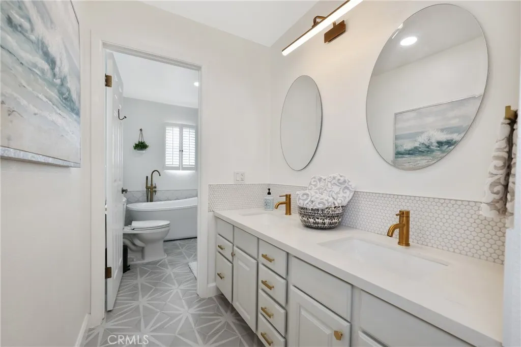295 Plymouth Street, Cambria, California 93428 home-pic-43