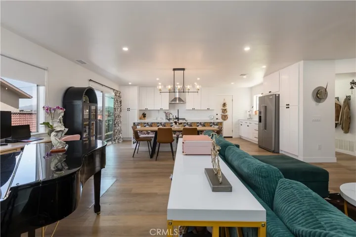 815 6th Street, Ramona, California 92065