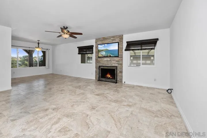 5020 Park Rim Dr, San Diego, California 92117