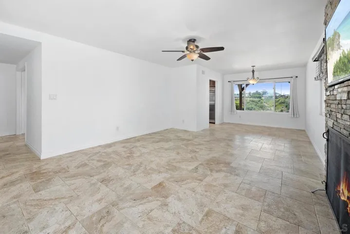 5020 Park Rim Dr, San Diego, California 92117