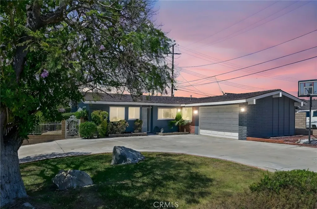4931 Saint Andrews Avenue, Buena Park, California 90621, 4 Bedrooms Bedrooms, ,2 BathroomsBathrooms,Residential,For Sale,SAINT ANDREWS,RS25141093