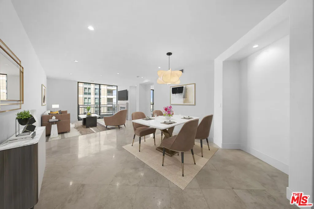 5072 Scholarship, Irvine, California 92612, 1 Bedroom Bedrooms, ,2 BathroomsBathrooms,Residential,For Sale,Scholarship,25563769