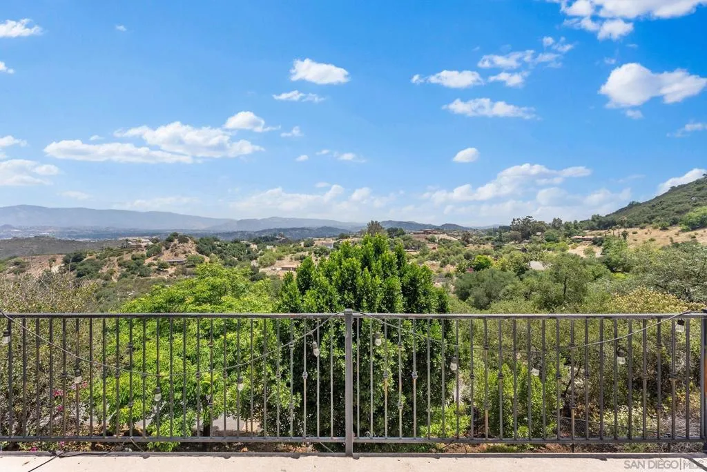12443 Mirar De Valle, Valley Center, California 92082 home-pic-27
