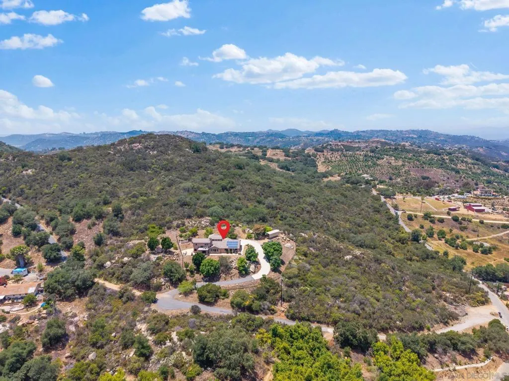 12443 Mirar De Valle, Valley Center, California 92082 home-pic-45