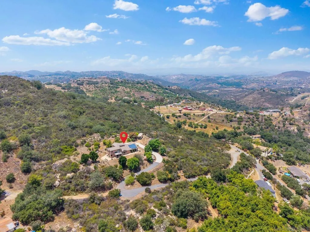12443 Mirar De Valle, Valley Center, California 92082 home-pic-44
