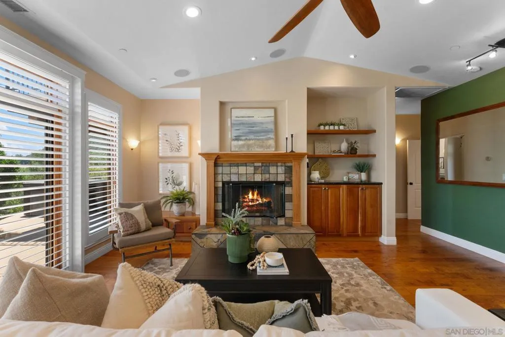 12443 Mirar De Valle, Valley Center, California 92082 home-pic-4