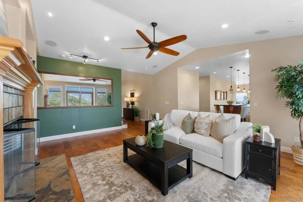 12443 Mirar De Valle, Valley Center, California 92082 home-pic-6