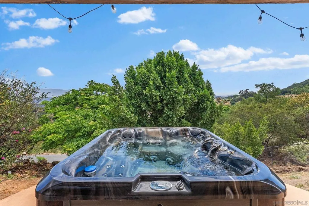 12443 Mirar De Valle, Valley Center, California 92082 home-pic-38