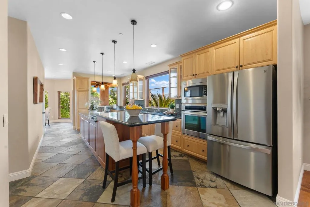 12443 Mirar De Valle, Valley Center, California 92082 home-pic-7