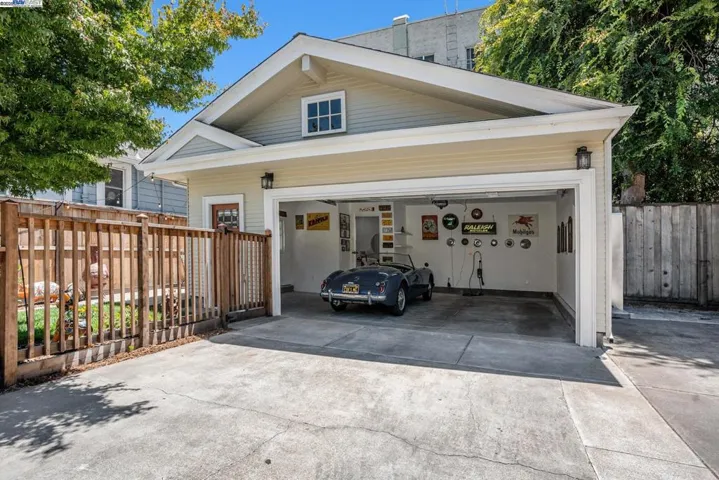 620 Taylor Avenue, Alameda, California 94501