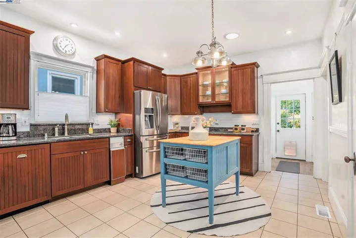 620 Taylor Avenue, Alameda, California 94501