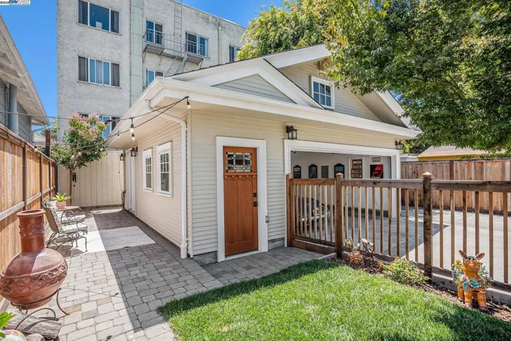 620 Taylor Avenue, Alameda, California 94501