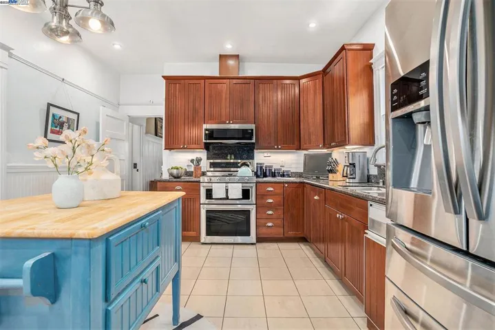620 Taylor Avenue, Alameda, California 94501