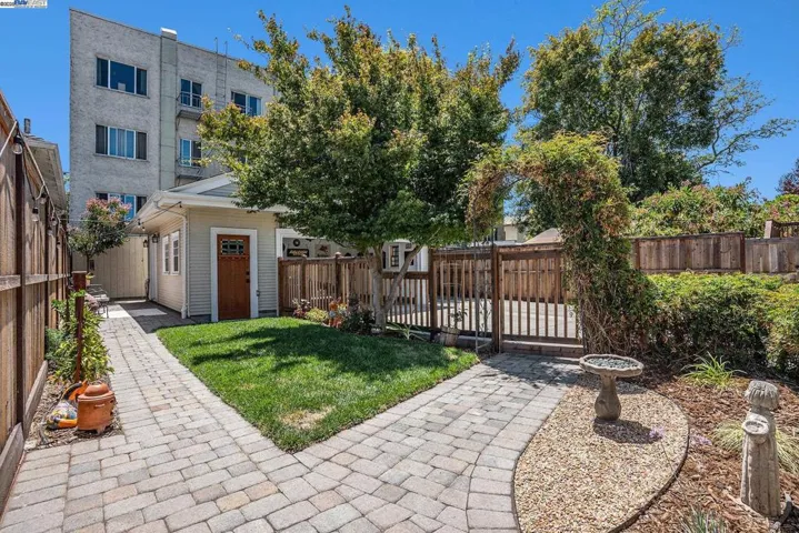 620 Taylor Avenue, Alameda, California 94501