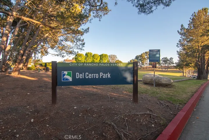 8 Coveview Drive, Rancho Palos Verdes, California 90275