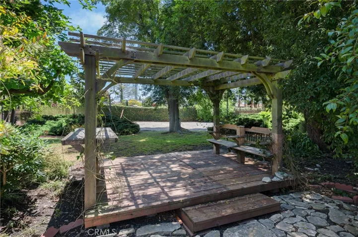 8 Coveview Drive, Rancho Palos Verdes, California 90275
