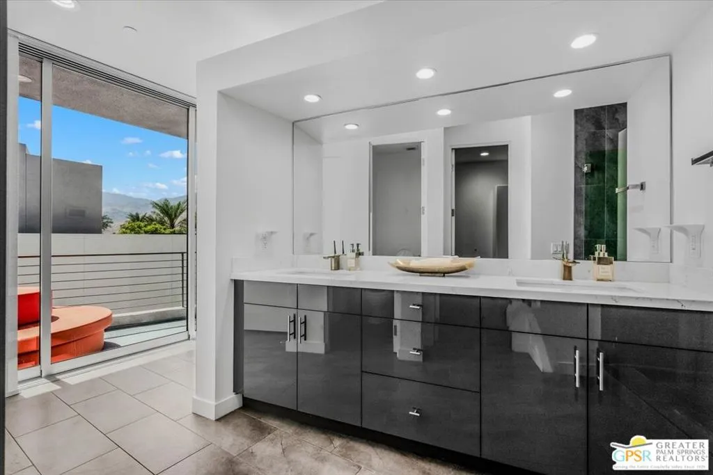 399 Suave Lane, Palm Springs, California 92262 home-pic-38