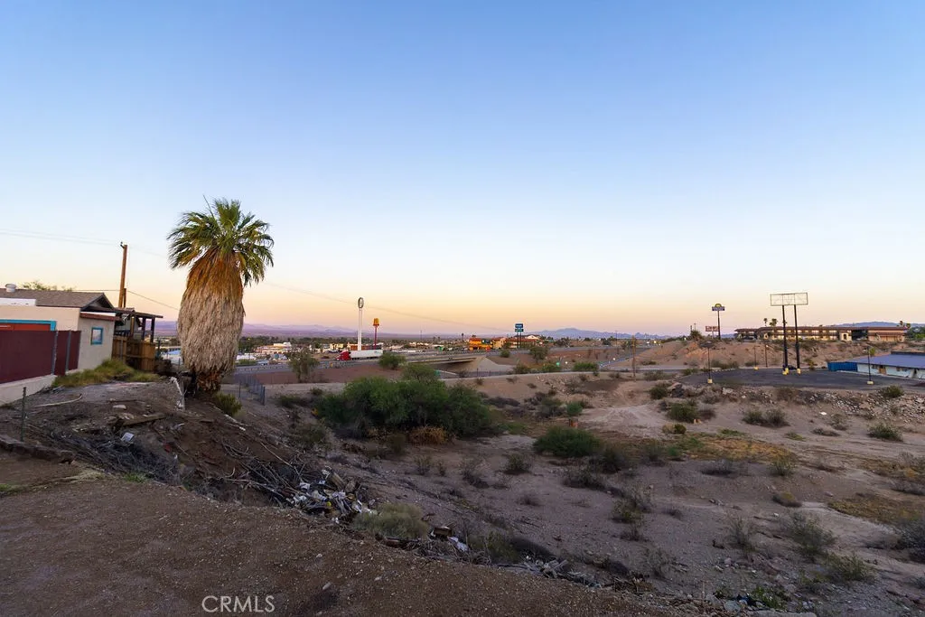 1417 Highland Avenue, Needles, California 92363 home-pic-41