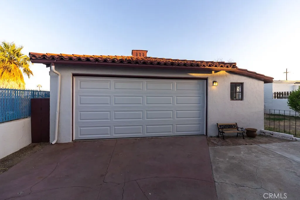 1417 Highland Avenue, Needles, California 92363 home-pic-2