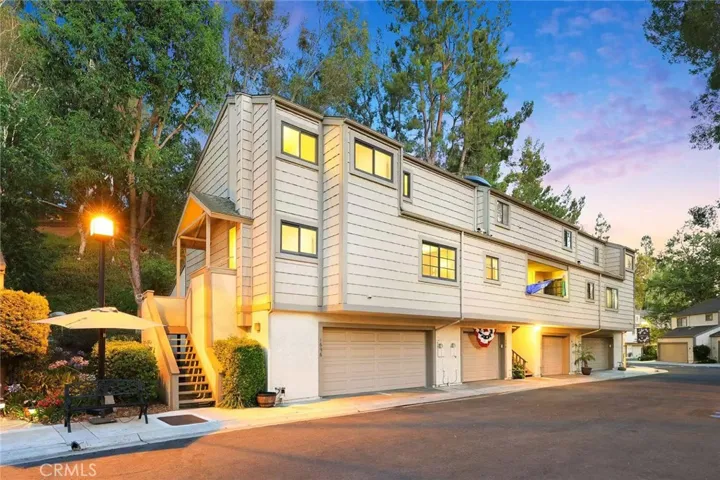 1696 Shady Brook Drive 14, Fullerton, California 92831
