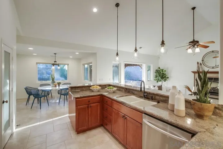 14590 Kent Hill Way, Poway, California 92064