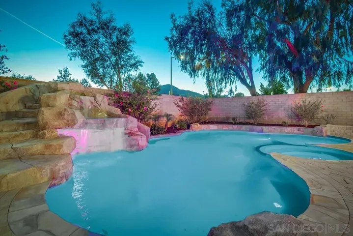 14590 Kent Hill Way, Poway, California 92064