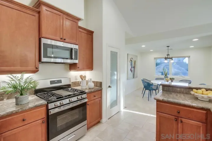 14590 Kent Hill Way, Poway, California 92064