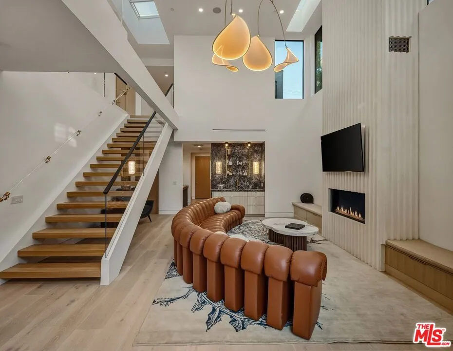 738 Palms Boulevard, Venice, California 90291 — photo 4