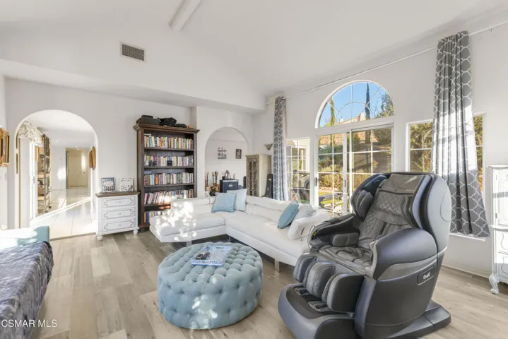 6417 Turfway Rd, Moorpark-HsHprod- (26)