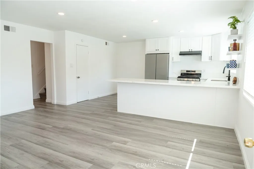 41 Scottsdale S, Carson, California 90745 home-pic-4