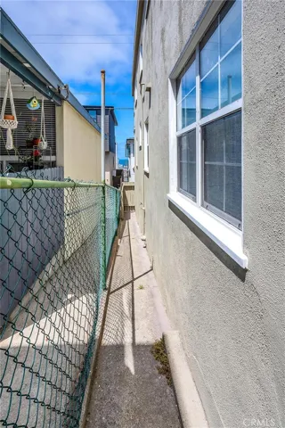 1535 Monterey Boulevard, Hermosa Beach, California 90254