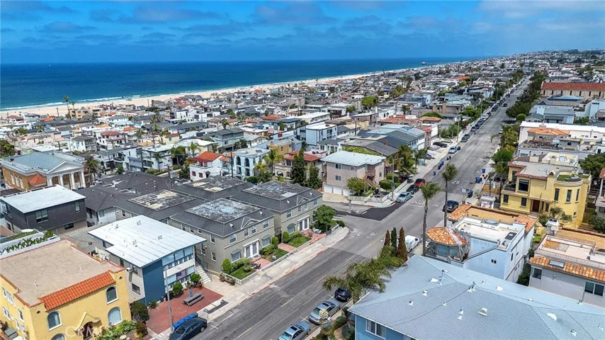 1535 Monterey Boulevard, Hermosa Beach, California 90254