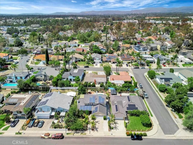 25391 Classic Drive, Mission Viejo, California 92691